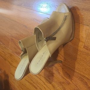 Tahari Tracy Leather Slides
